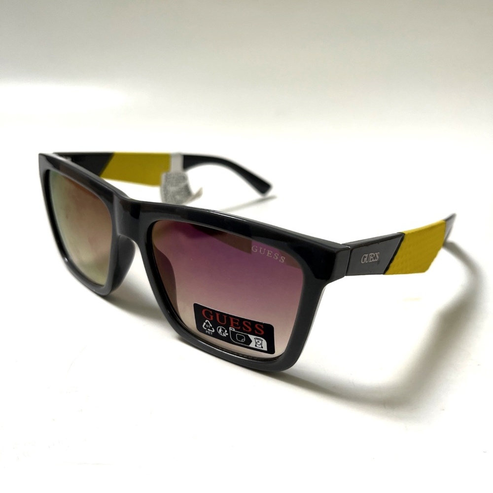 NWT GUESS GO00067 Square Sunglasses Acetate Gray Yellow Textured Iridescent